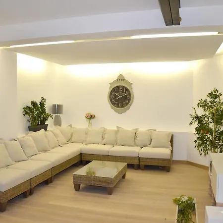 Rue Charles Iii - 3 Apartamento